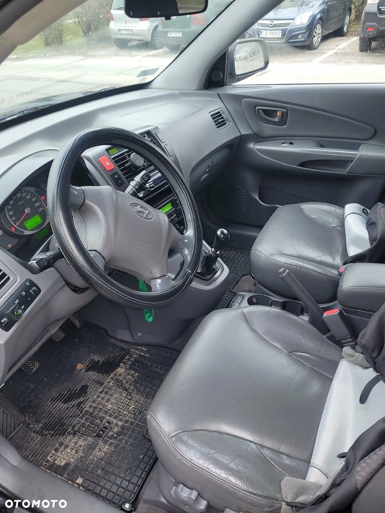 Hyundai Tucson 2.0 2WD GLS - 7