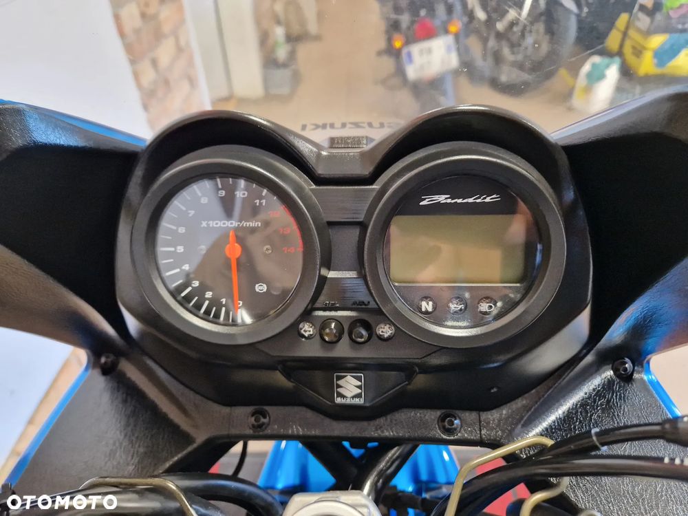 Suzuki Bandit - 35