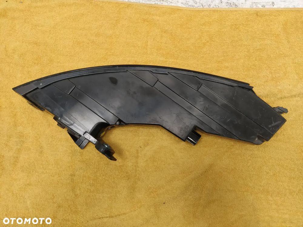 PORSCHE TAYCAN 9JA 19- LAMPA TYŁ TYLNA LED PRAWA LEWA BLENDA ŚRODKOWA W KLAPĘ BAGAŻNIKA BASE USA KOMPLET ORYGINAŁ - 14