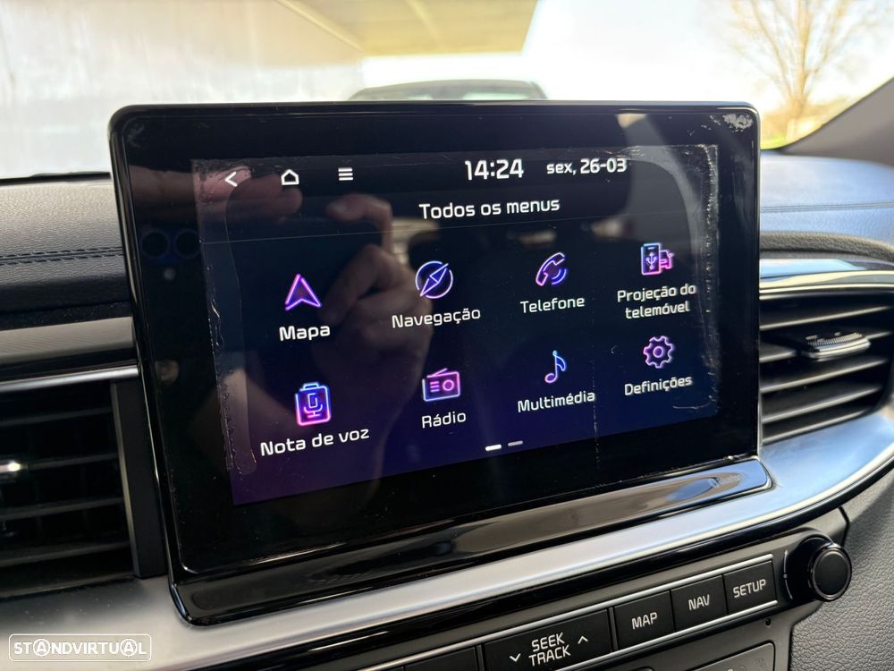 Kia Ceed SW 1.6 CRDi TX+SRF - 23