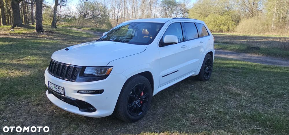 Jeep Grand Cherokee SRT8 - 1