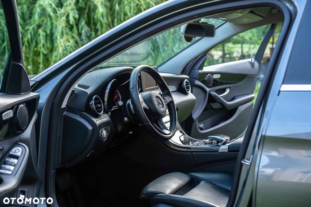 Mercedes-Benz Klasa C 220 d 9G-TRONIC - 12