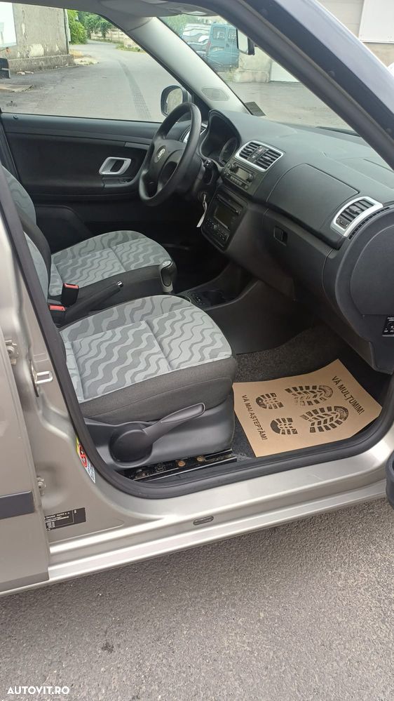 Skoda Fabia 1.2 HTP Classic - 8