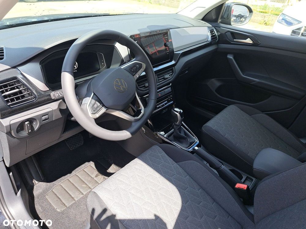Volkswagen T-Cross - 10