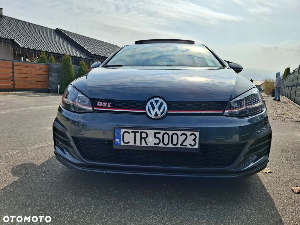 Volkswagen Golf GTI (BlueMotion Technology) DSG Performance - 12