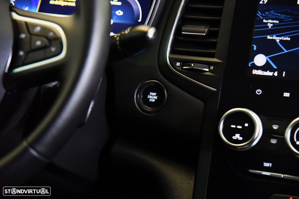 Renault Mégane Sport Tourer 1.6 E-Tech Plug-In Limited - 19