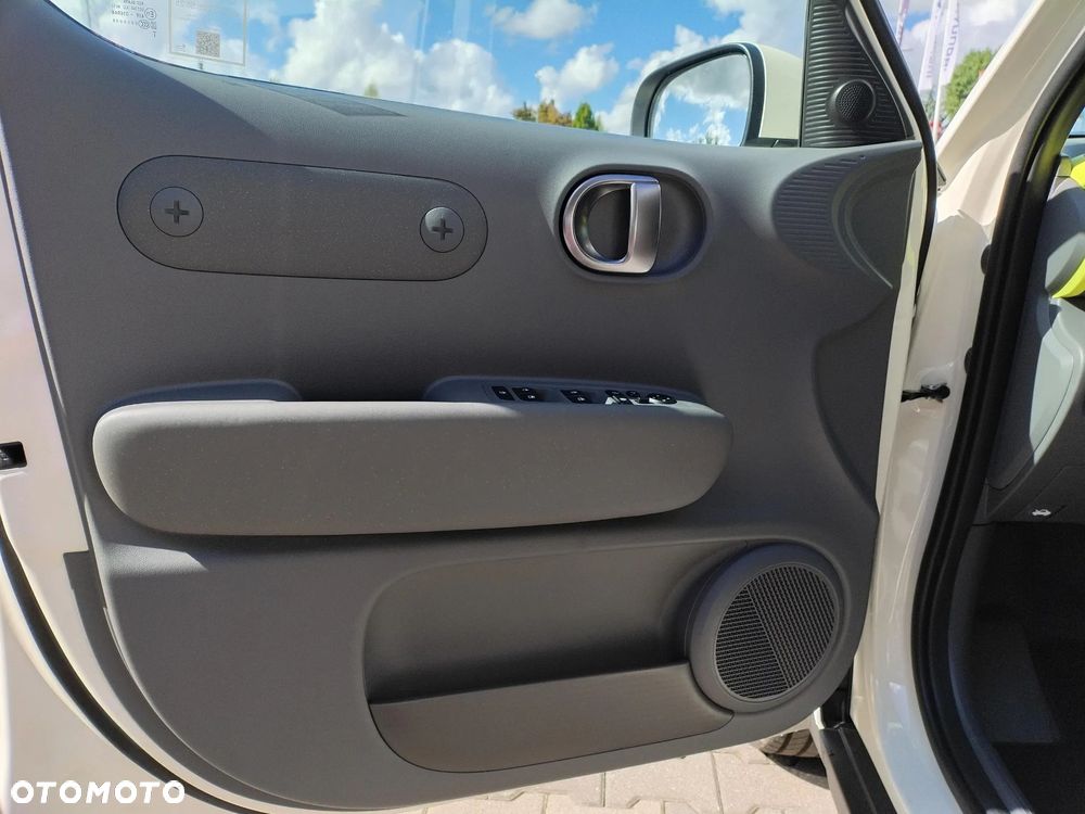 Hyundai Inster - 10