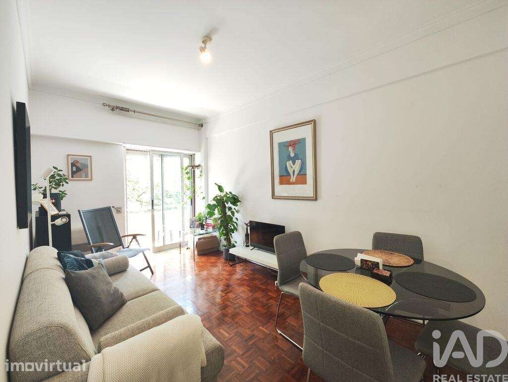 Apartamento T2 em São Domingos De Benfica de 66,00 m2 - Grande imagem: 3/24