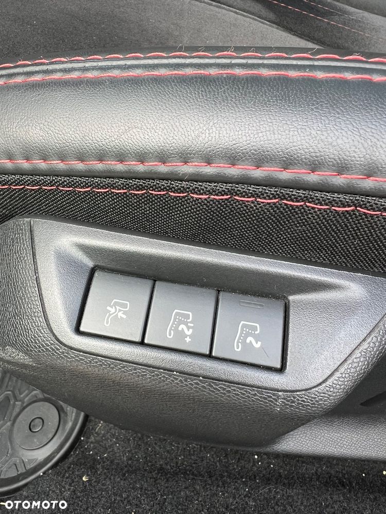 Peugeot 308 1.6 e-THP GT S&S - 13