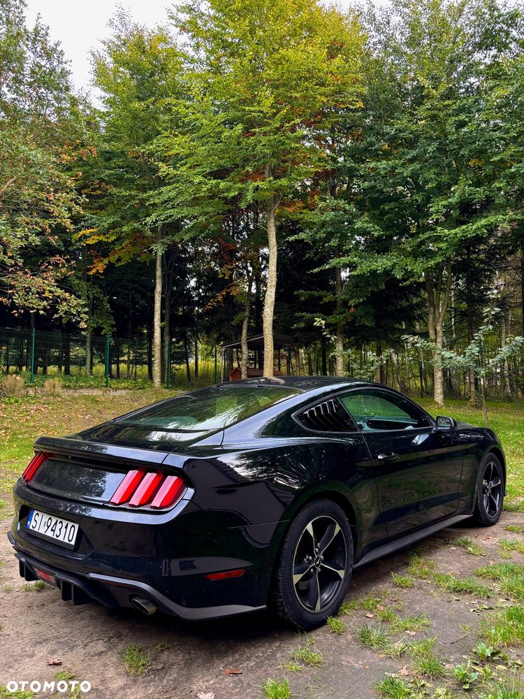 Ford Mustang 2018 photo 3