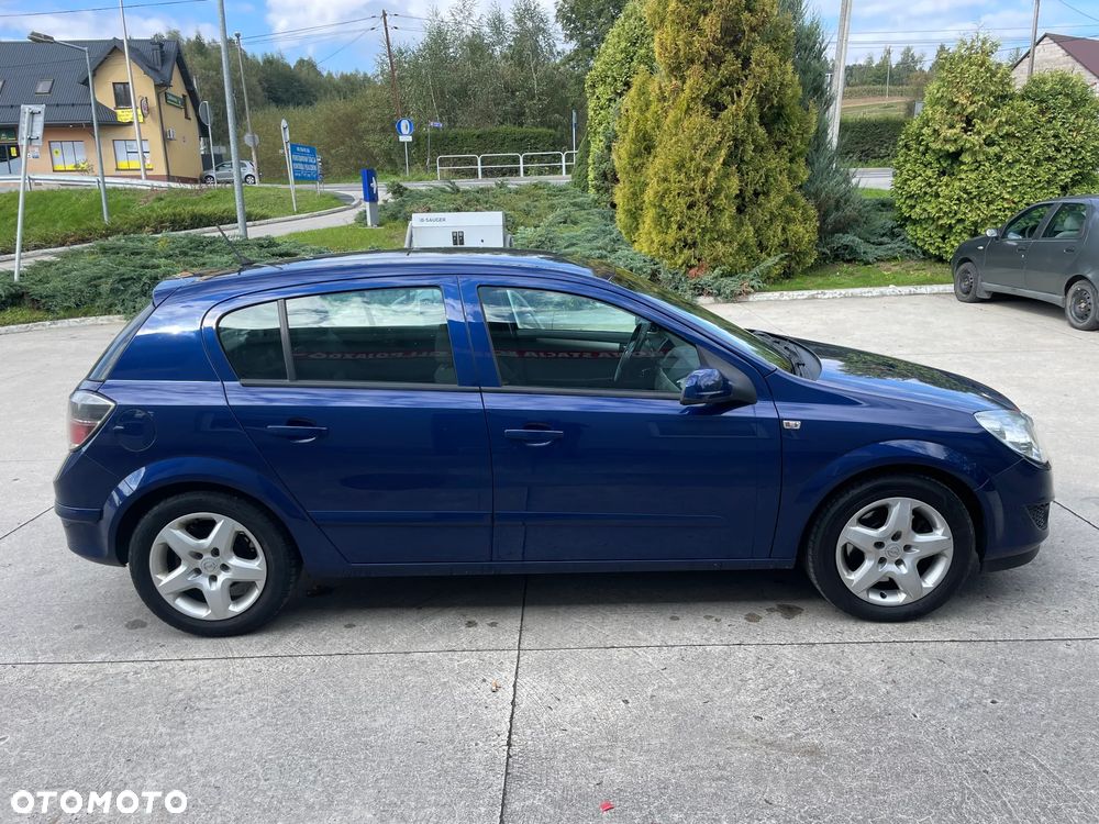 Opel Astra III 1.9 CDTI - 4