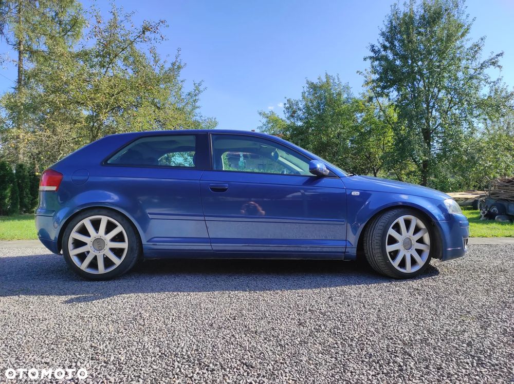 Audi A3 2.0 TDI Attraction DSG - 4
