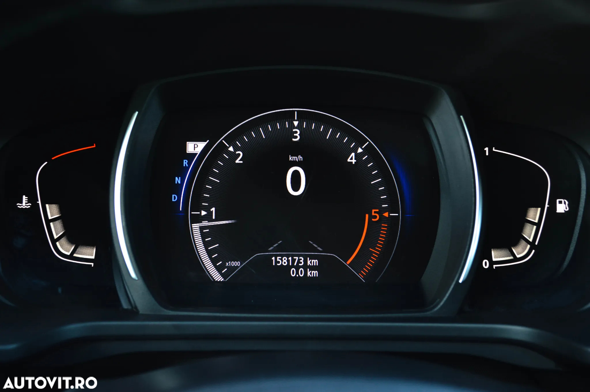 Renault Kadjar 1.6 DCI CVT Intens - 28