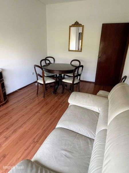 Arrenda-se T2+1, com garagem individual e fechada. - Grande imagem: 3/12