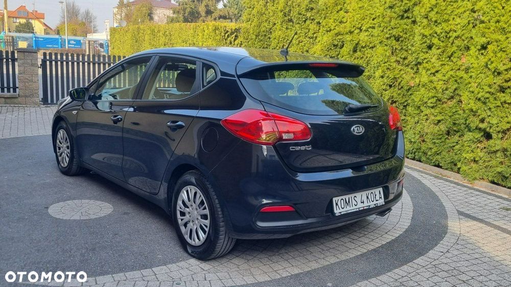 Kia Ceed - 5