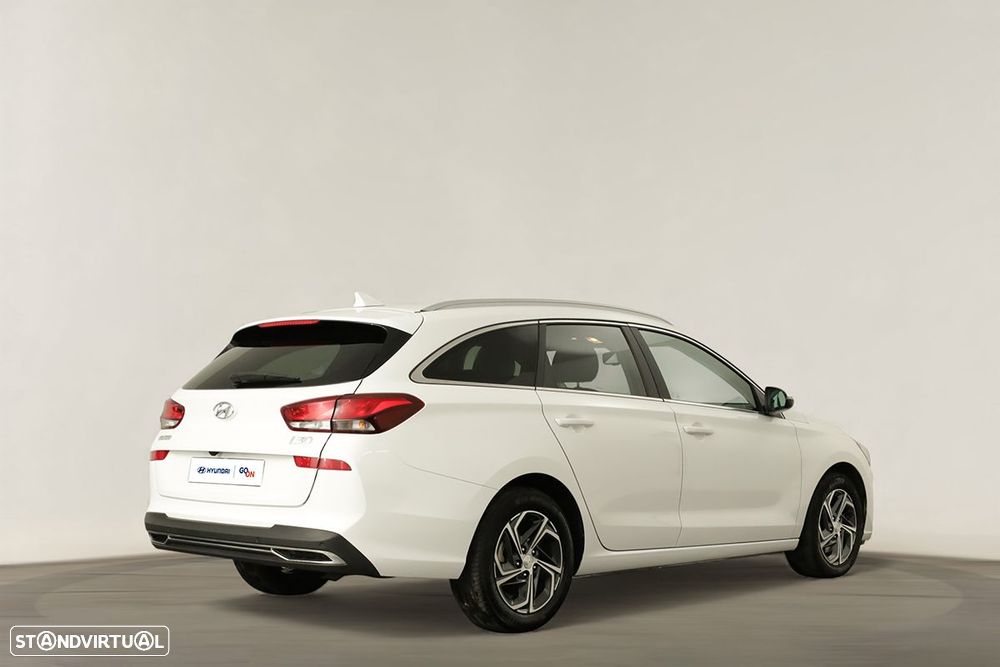 Hyundai i30 SW 1.0 T-GDi Style Plus DCT - 4