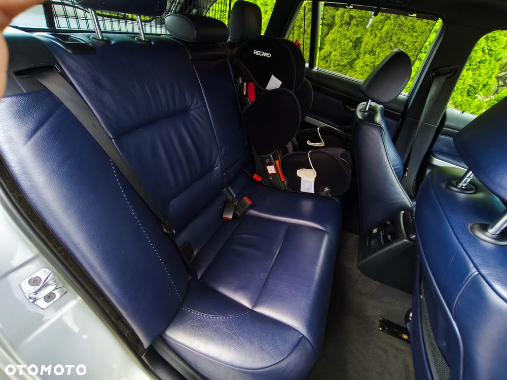 BMW Seria 3 330d - 30