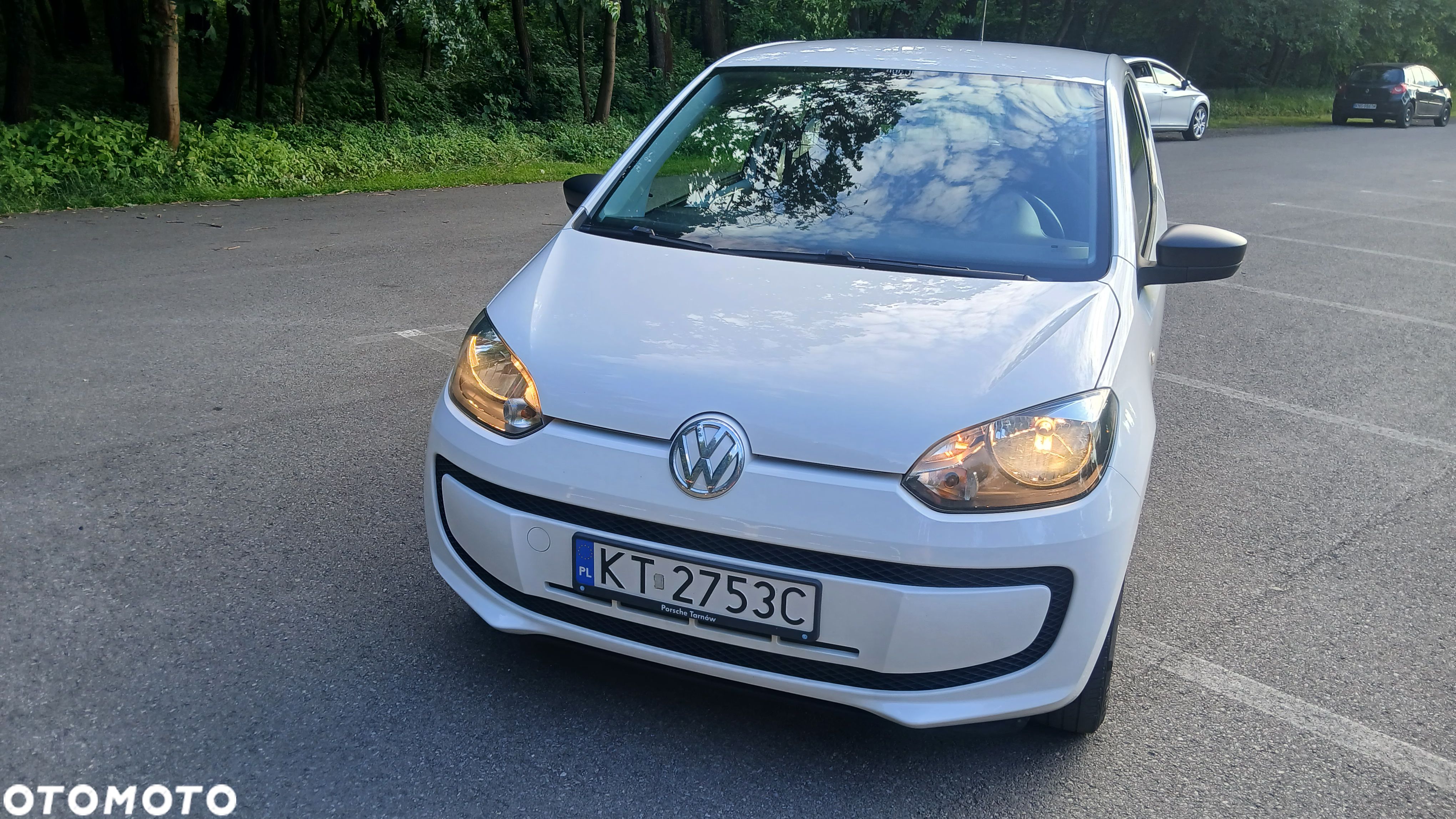 Volkswagen UP - 1