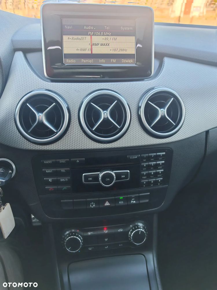 Mercedes-Benz Klasa B 180 CDI 7G-DCT - 26