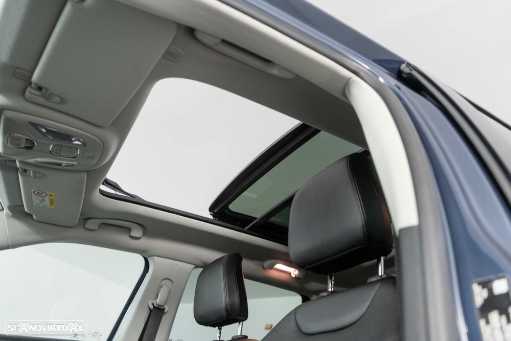 Jeep Compass 1.3 TG Trailhawk - 23