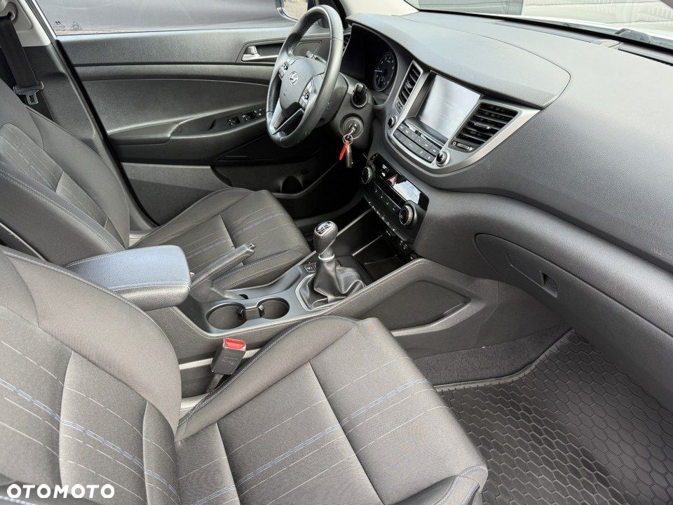 Hyundai Tucson blue 1.6 GDi 2WD Intro Edition - 30