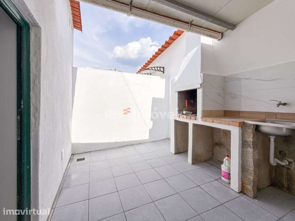 Moradia T2 Remodelada c/ Terraço - Moita do Norte, Vila Nova da Bar... - Grande imagem: 2/31