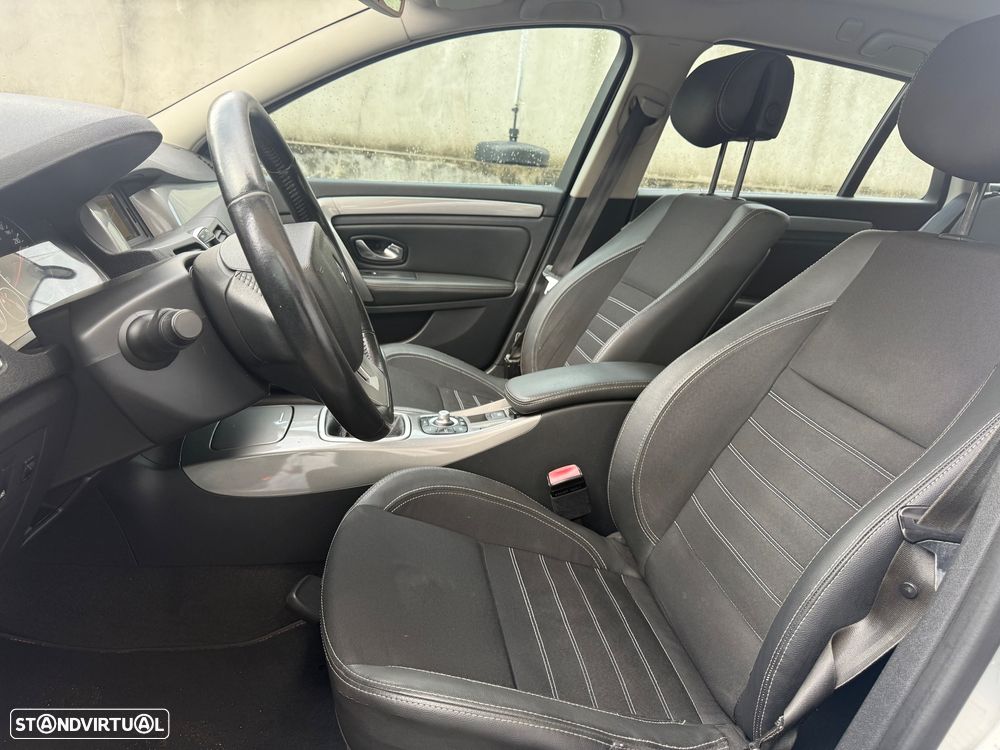 Renault Laguna Break ver-110-s - 10