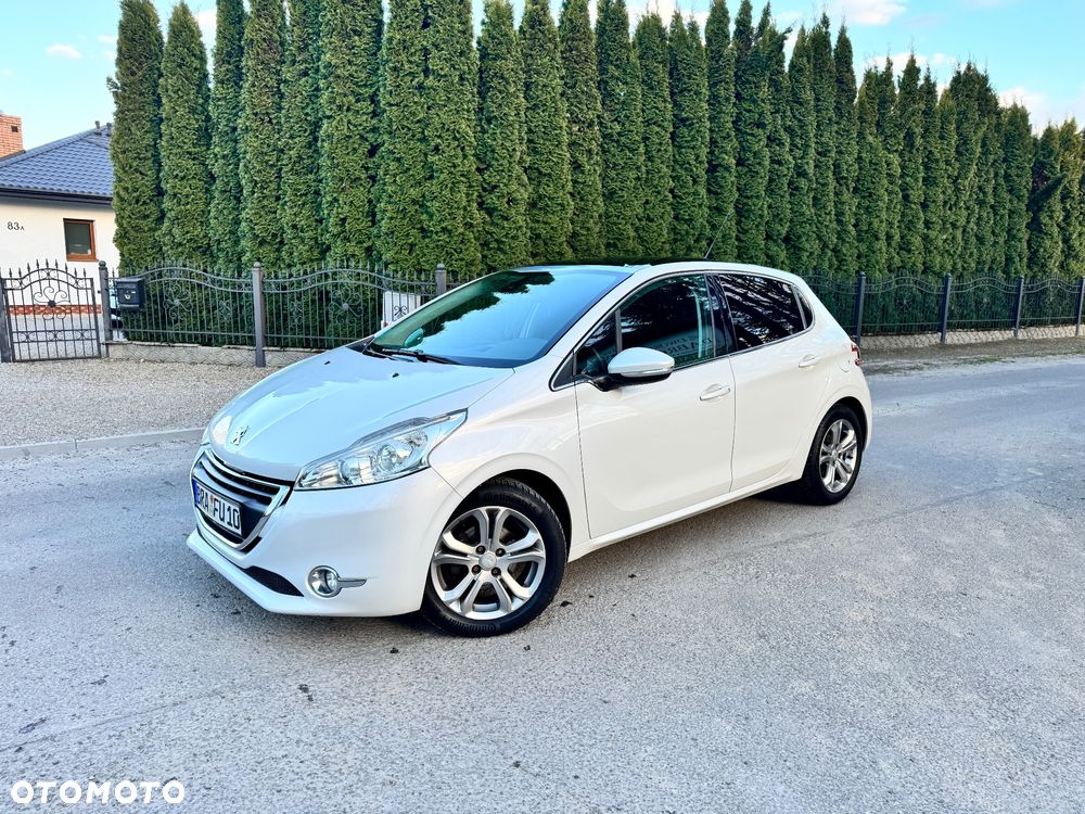 Peugeot 208 1.6 e-HDi Allure STT - 4