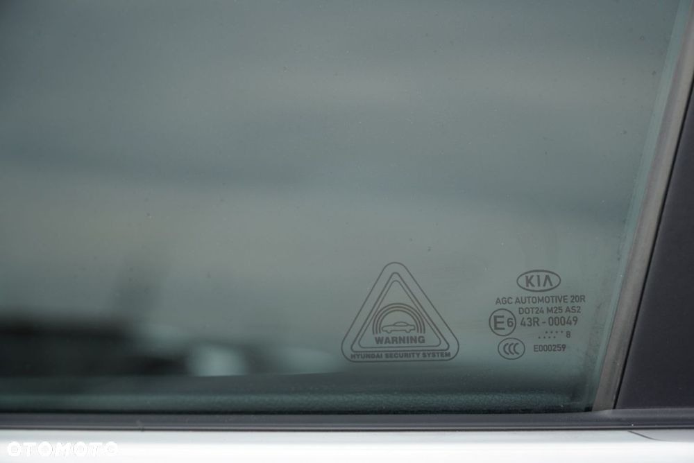 Kia Sportage 2.0 CRDI 184 AWD Platinum Edition - 29