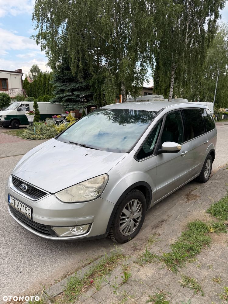 Ford Galaxy 1.8 TDCi Ambiente - 4