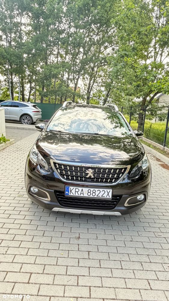 Peugeot 2008 1.2 Pure Tech Allure S&S - 2
