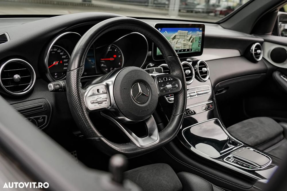 Mercedes-Benz GLC 220 d 4Matic 9G-TRONIC AMG Line Plus - 16