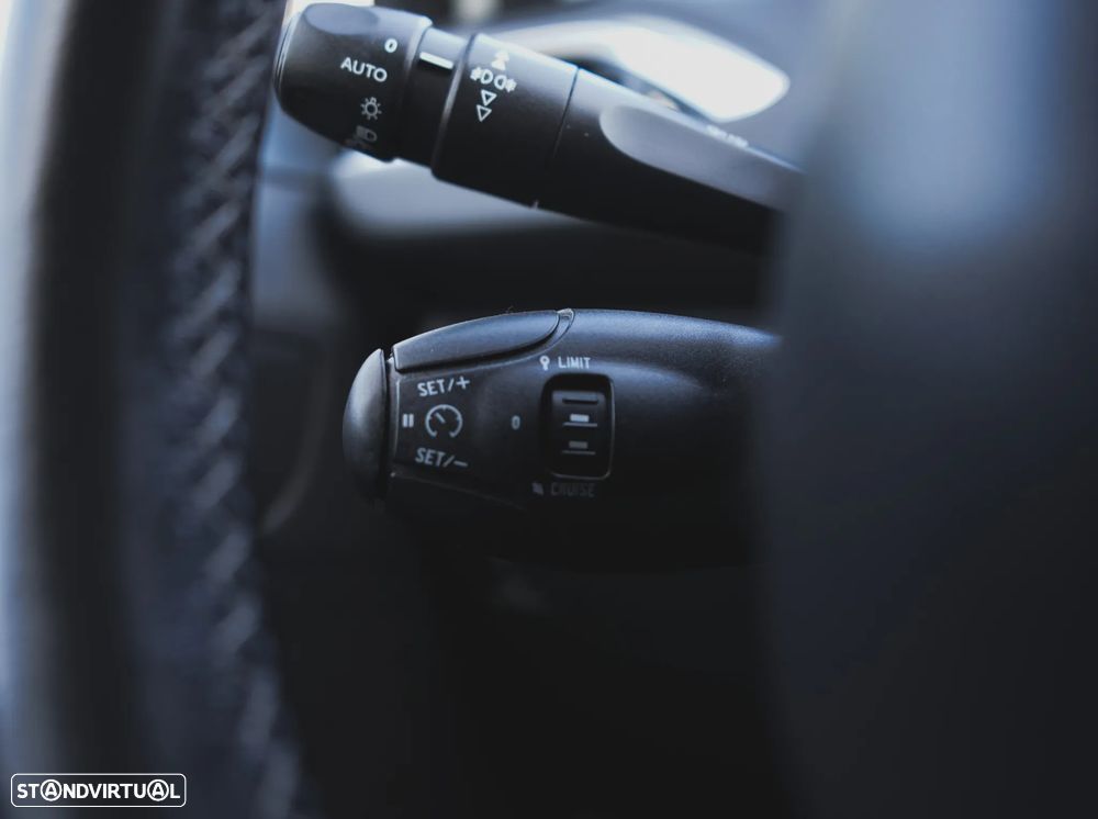 Peugeot 208 1.6 BlueHDi Active - 17