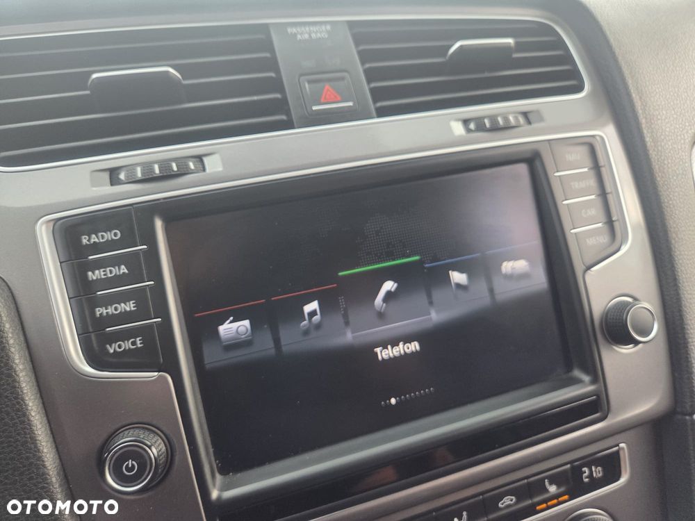 Volkswagen Golf 2.0 TDI BlueMotion Technology Lounge - 18