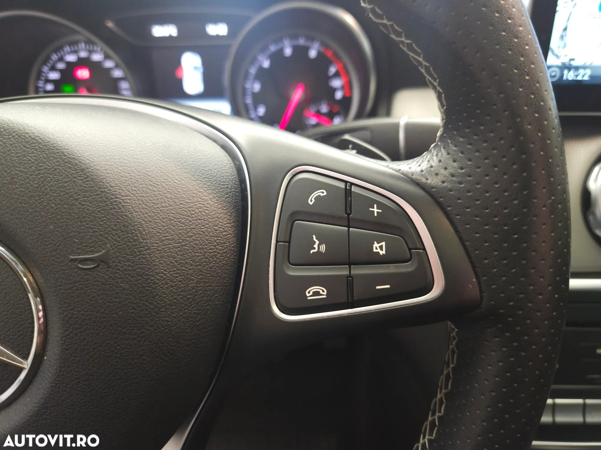 Mercedes-Benz GLA 250 4MATIC Aut. - 14