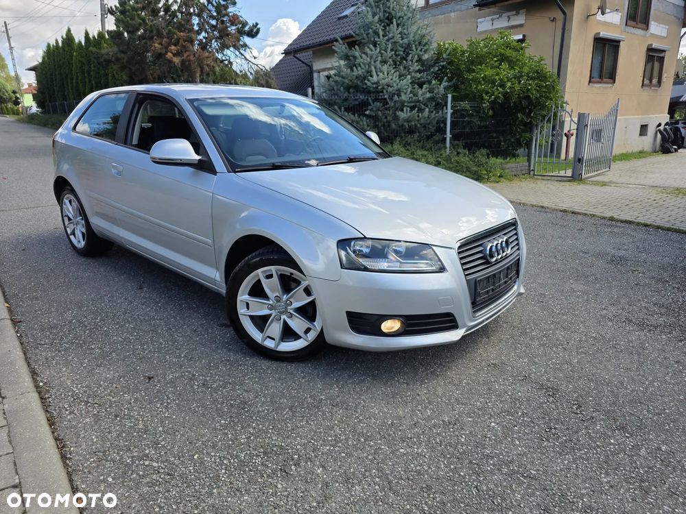 Audi A3 3-drzwiowe 1.6 Ambiente - 27