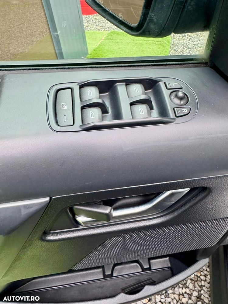 Land Rover Freelander 2 2.2L TD4 S - 37