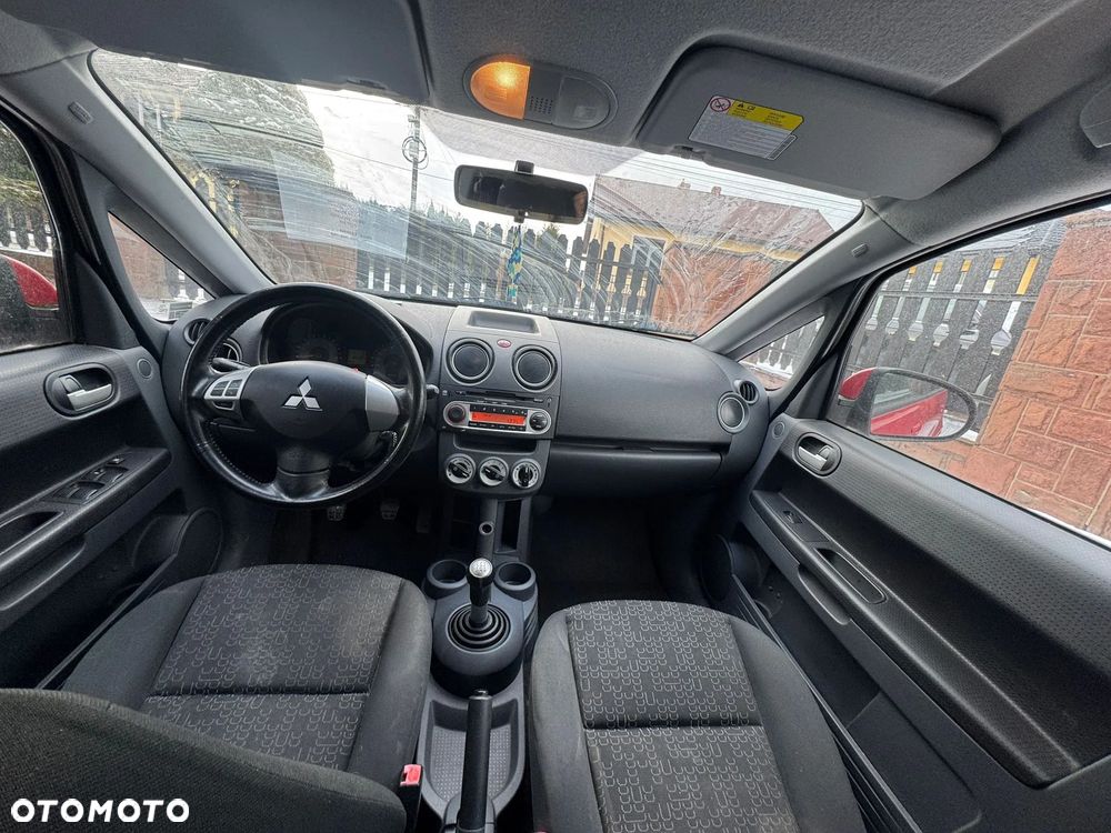 Mitsubishi Colt 1.1 - 7