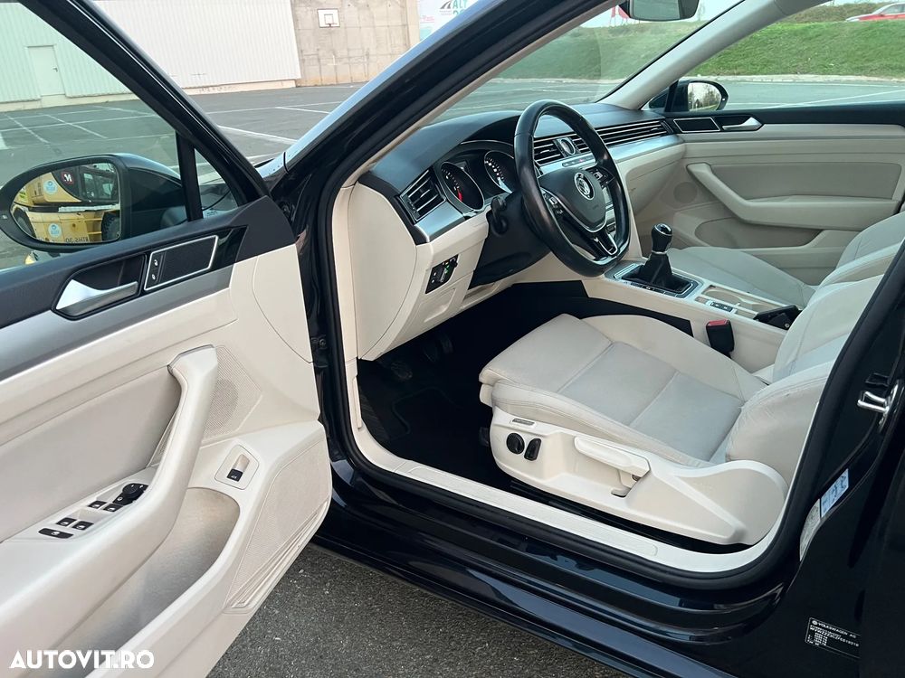 Volkswagen Passat - 18