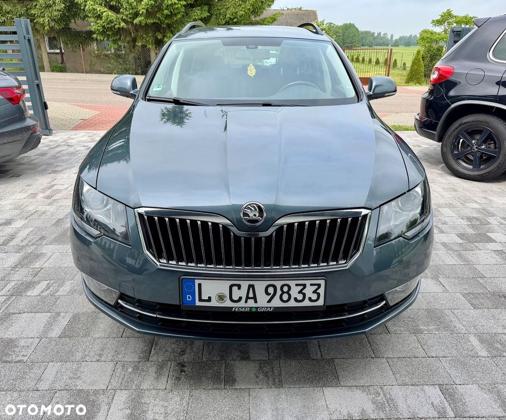 Skoda Superb 2.0 TDI Ambition DSG - 6