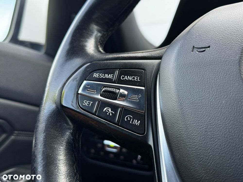 BMW Seria 3 330d MHEV Sport Line sport - 25