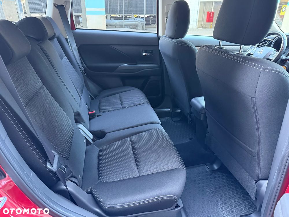 Mitsubishi Outlander 2.0 2WD Diamant - 26