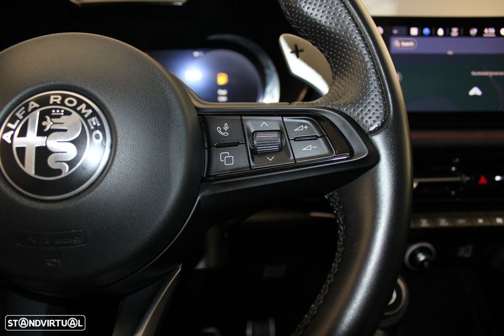 Alfa Romeo Tonale 1.3 Plug-In Hybrid Veloce e-AWD - 13