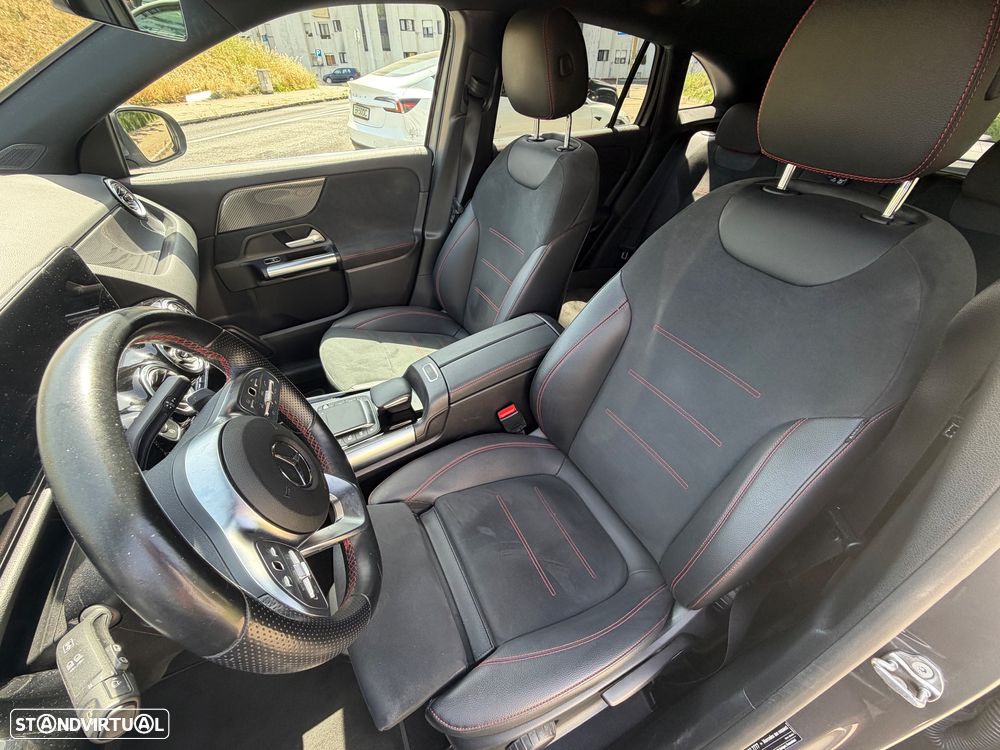 Mercedes-Benz GLA 180 d AMG Line - 23
