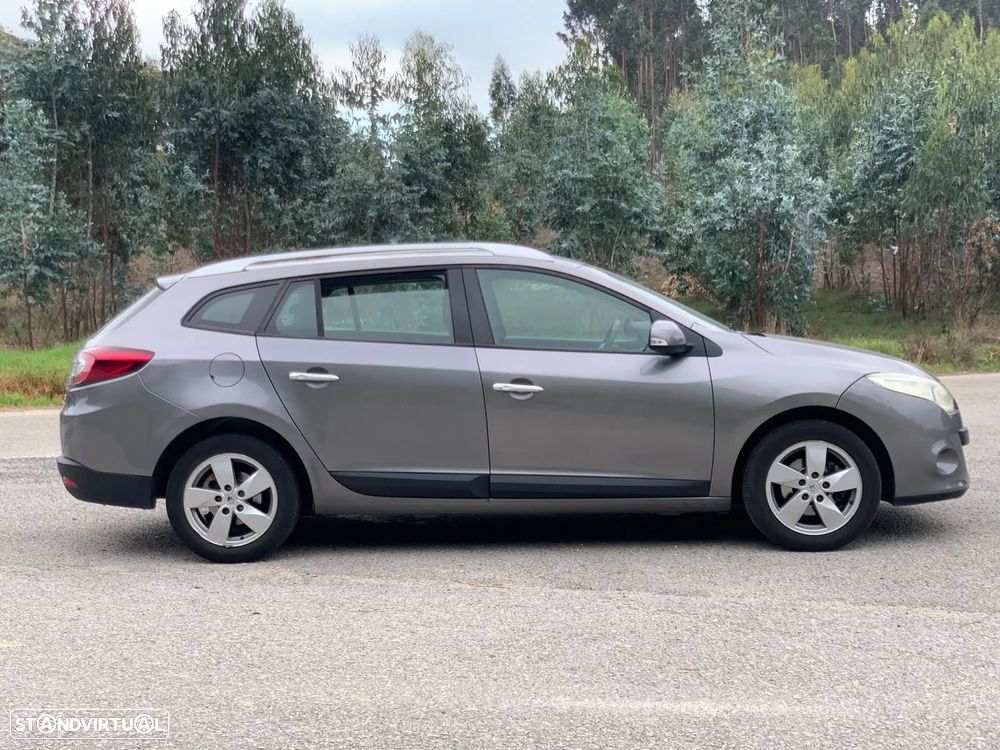 Renault Mégane Sport Tourer 1.5 dCi Dynamique S — photo 3