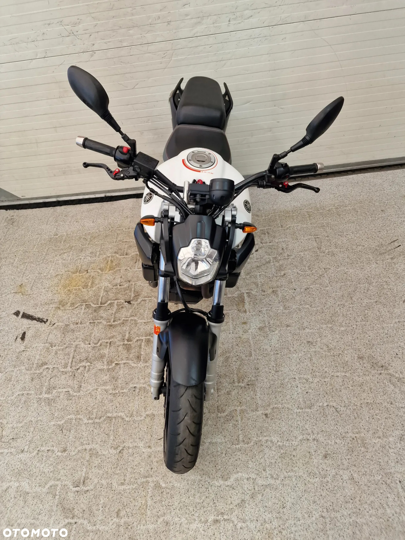 Yamaha MT - 16