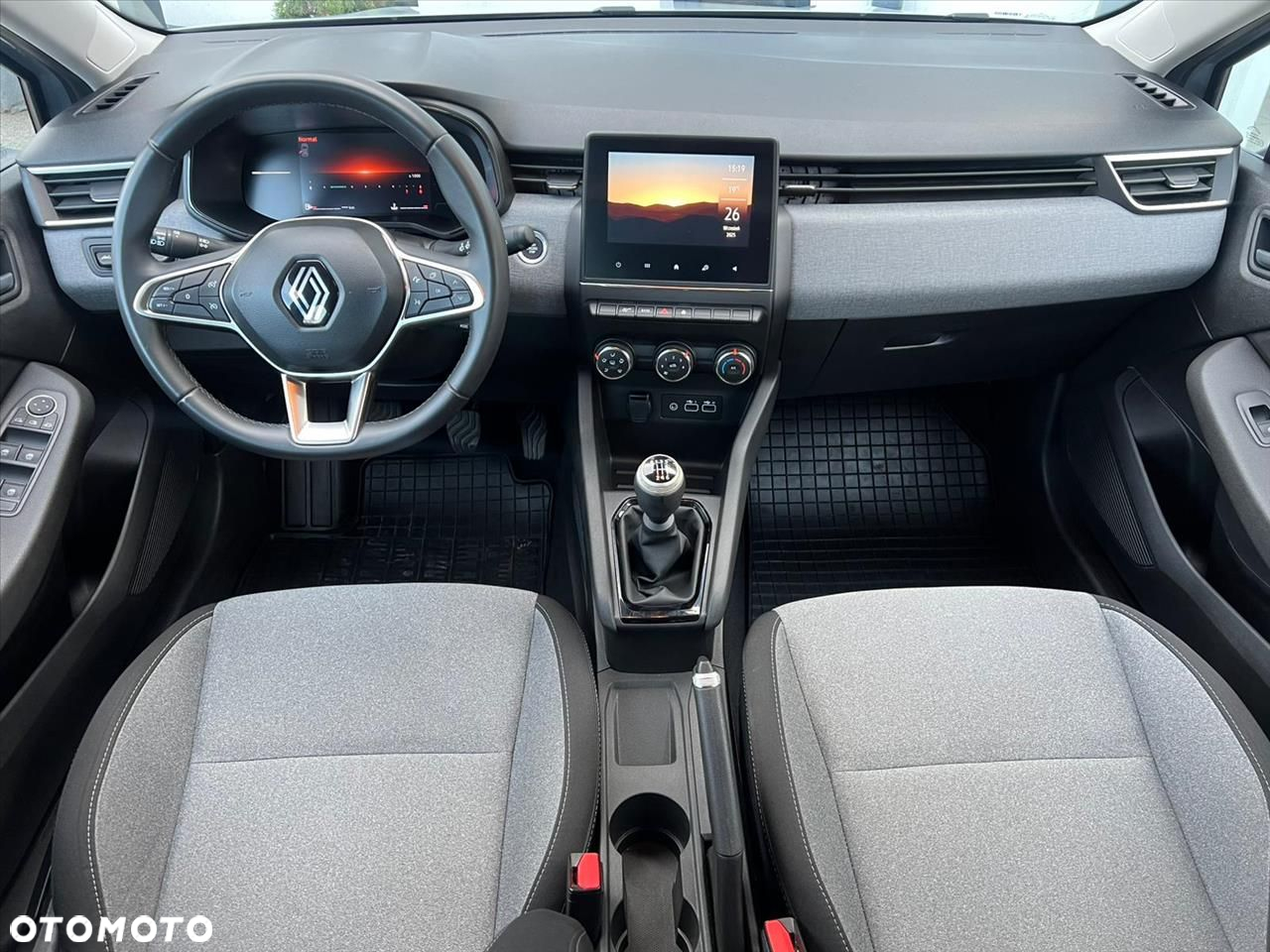 Renault Clio 1.0 TCe Evolution - 9
