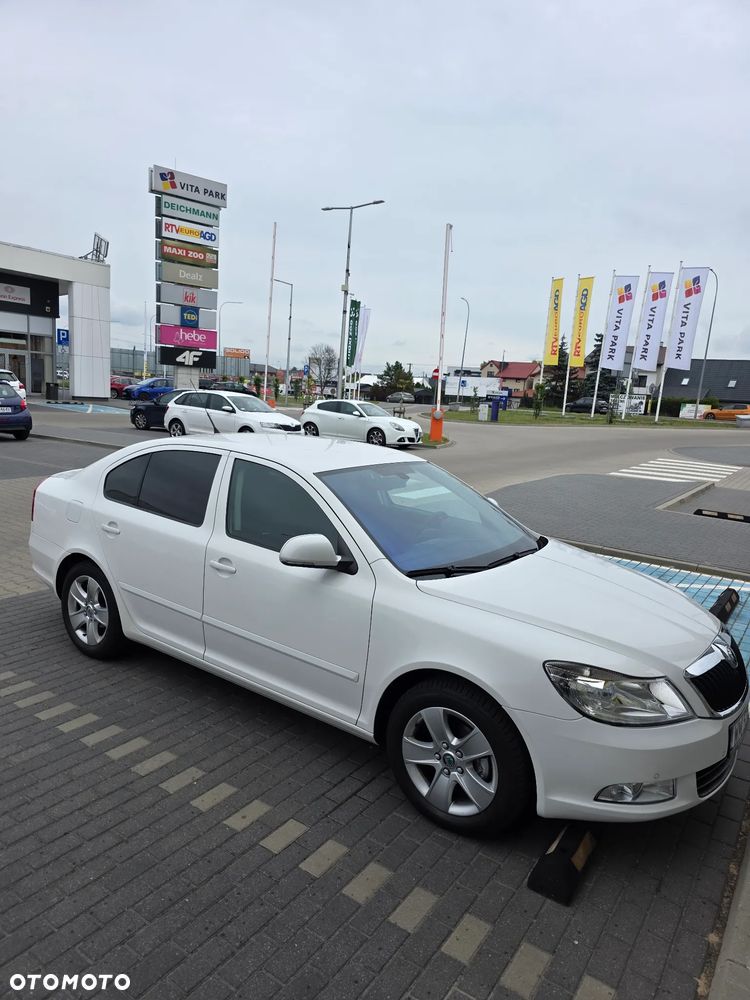Skoda Octavia 1.6 Ambiente EU5 - 32