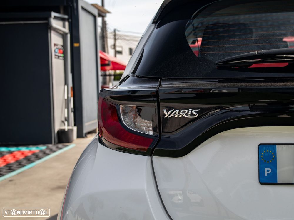 Toyota Yaris 1.5 HDF Comfort Plus - 9