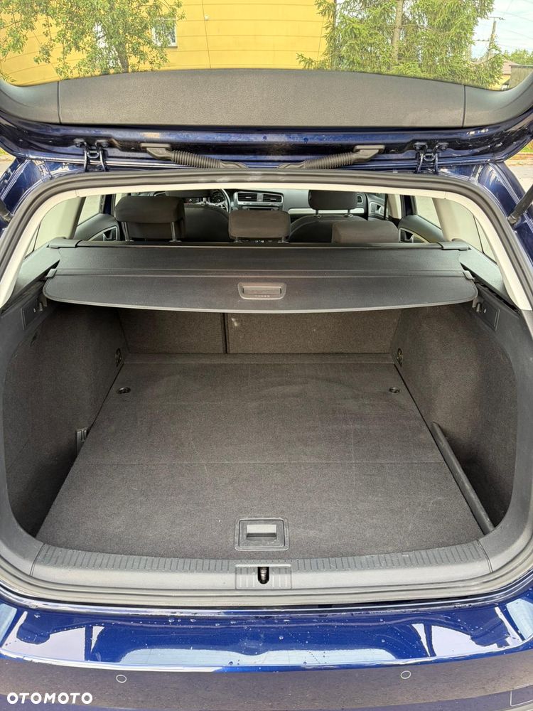 Volkswagen Golf - 9